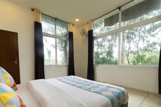 Letstay Vythiri Hill Palace Rum bild