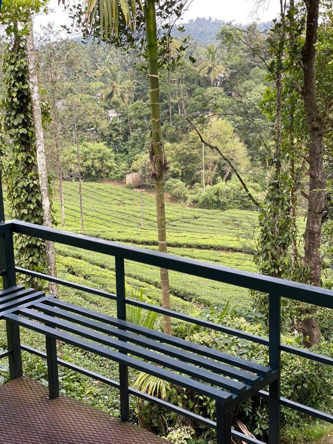 Letstay Vythiri Hill Palace Exteriör bild