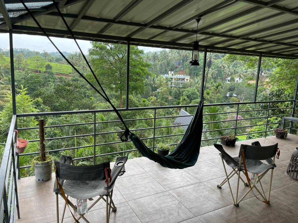 Letstay Vythiri Hill Palace Exteriör bild