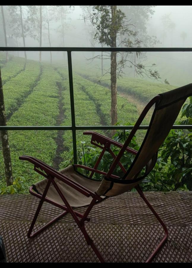 Letstay Vythiri Hill Palace Exteriör bild